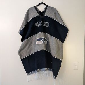 Seattle Seahawks Embroidered Poncho Blanket Fan Game Wear Gear Football Warm